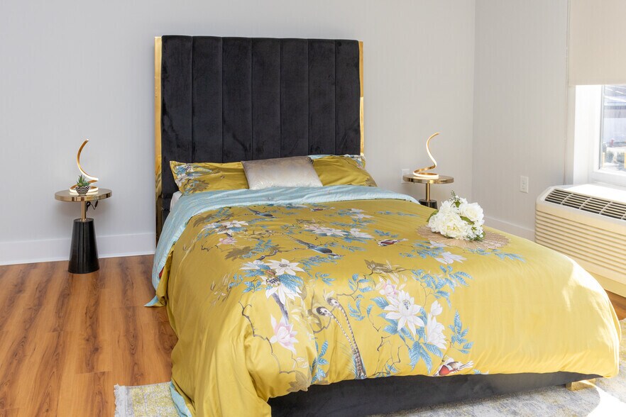 More Photos Of 1140 E Saint Georges Ave, Linden Apartments For Lease