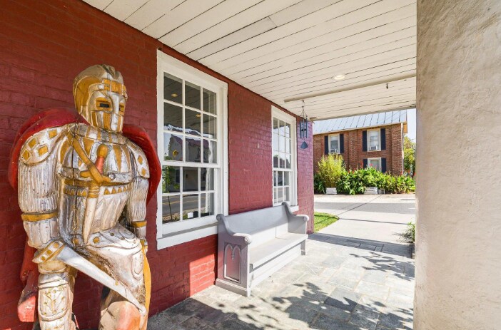 More Photos Of 403 N Main St, Bridgewater Restaurant For Sale