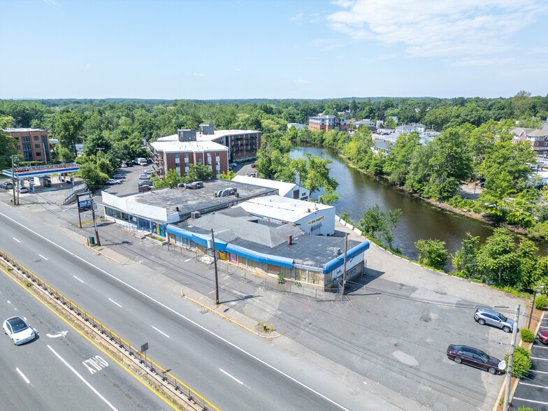 More Photos Of 1455-1457 VFW Pky, West Roxbury Storefront For Lease