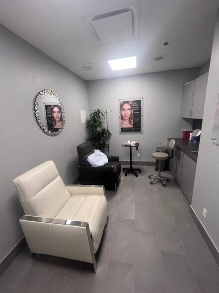 More Photos Of 4560 Heritage Trace Pky, Fort Worth Storefront For Lease