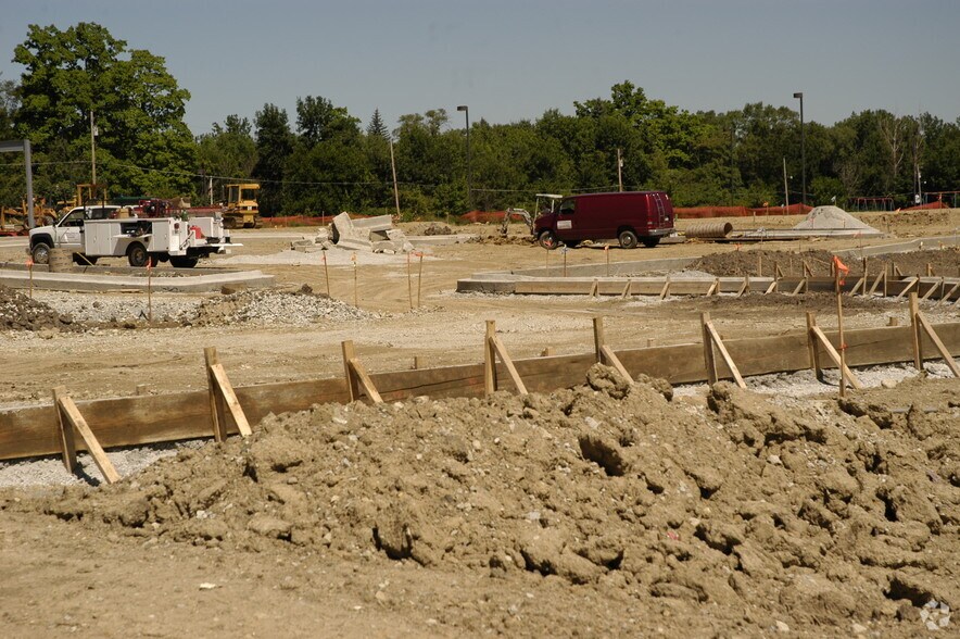 More Photos Of 20960 S Frankfort Square Rd, Frankfort Office For Lease