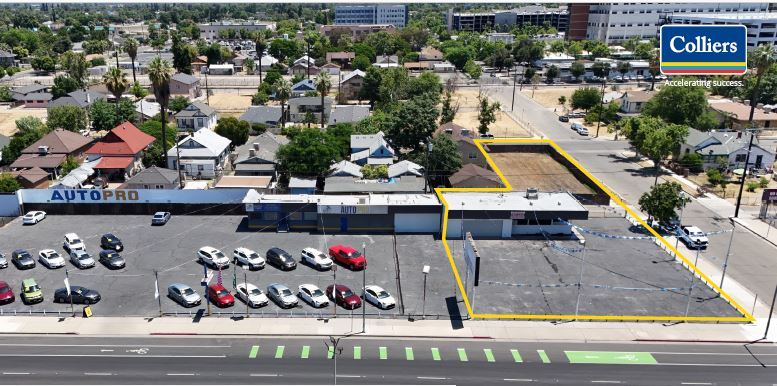 Primary Photo Of 204 N Abby St, Fresno Auto Dealership For Sale