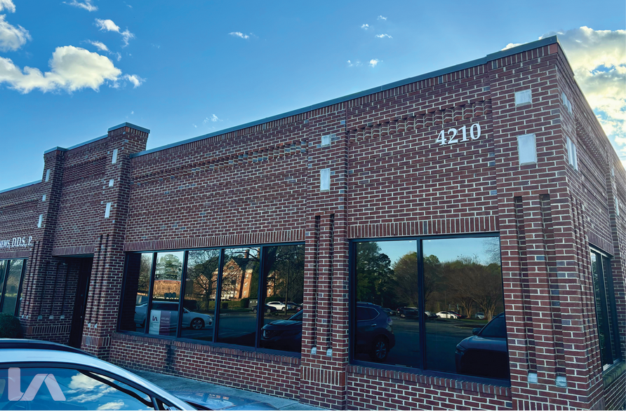 Primary Photo Of 4210 N Roxboro Rd, Durham Medical For Sale