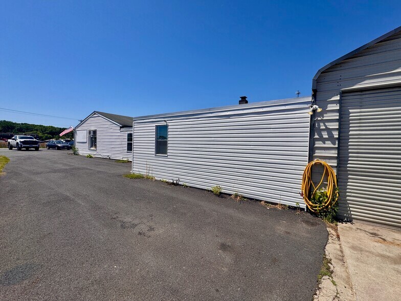 More Photos Of 4611 Ewell Rd, Fredericksburg Auto Dealership For Sale