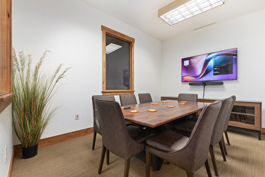 More Photos Of 442 Lincoln Ave, Steamboat Springs Flex For Sale