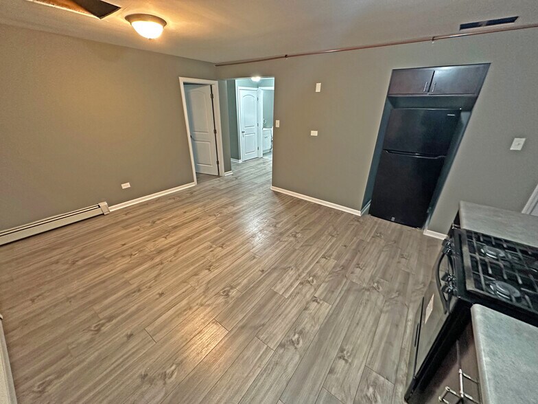 More Photos Of 1620 Harbor Ave, Calumet City Apartments For Sale
