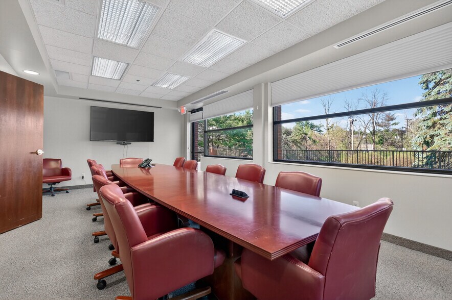 More Photos Of 8451 Boulder Ct, Commerce Township Office For Sale