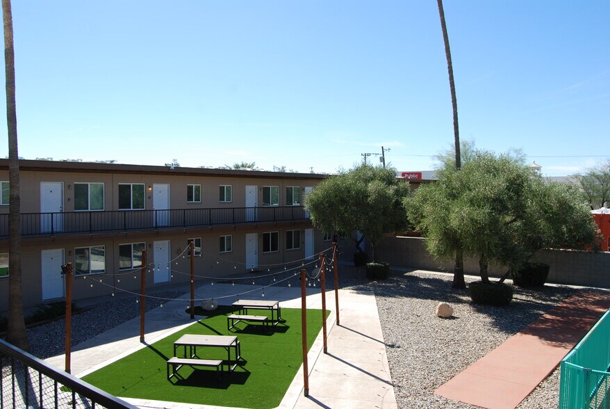 More Photos Of 4302 E Bellevue St, Tucson Apartments For Sale