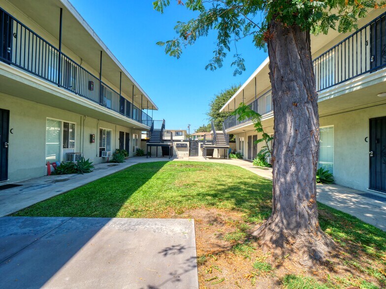 More Photos Of 11502-11506 Adco Ave, Downey Apartments For Sale