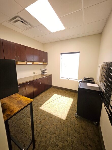 More Photos Of 8502 Huebner Rd, San Antonio Medical For Sale
