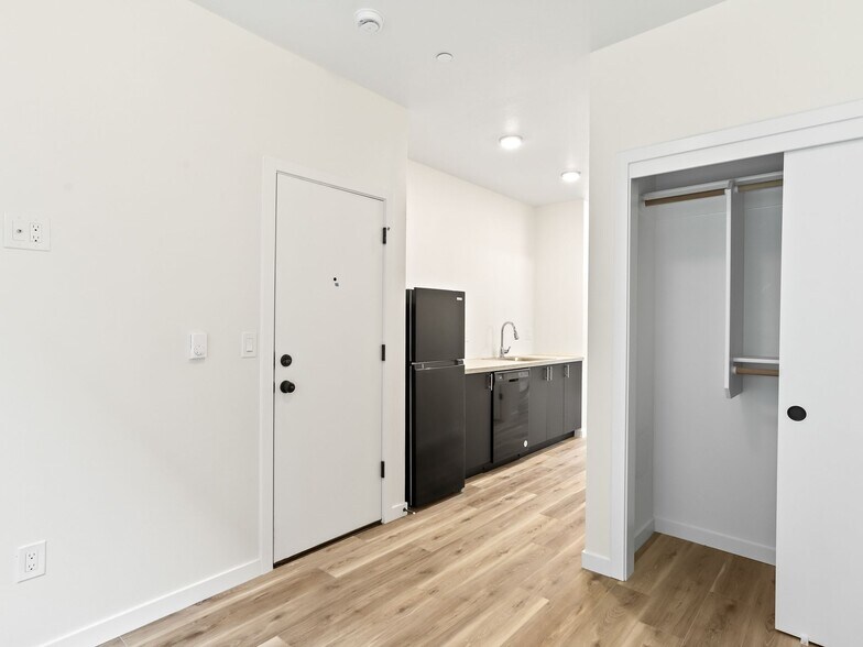 More Photos Of 4383 N Vancouver Ave, Portland Apartments For Sale