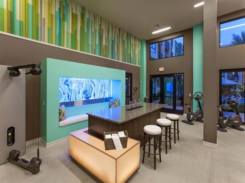 More Photos Of 9400 Corbin Ave, Northridge Apartments For Lease