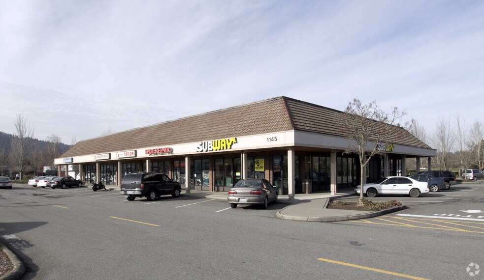 More Photos Of 1065 NW Gilman Blvd, Issaquah Unknown For Lease