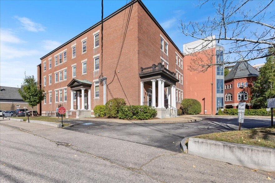 More Photos Of 46 S Main St, Concord Office For Sale