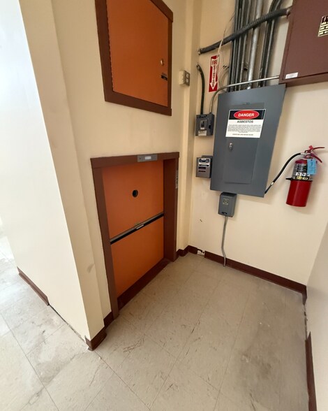 More Photos Of 2933 The Villages Pky, San Jose Bank For Sale