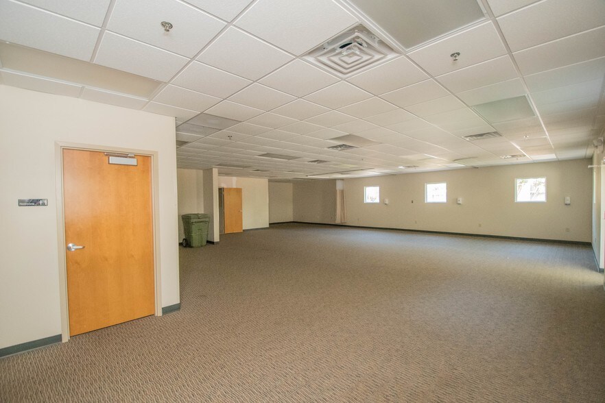 More Photos Of 3320 Old Jefferson Rd, Athens Office For Sale