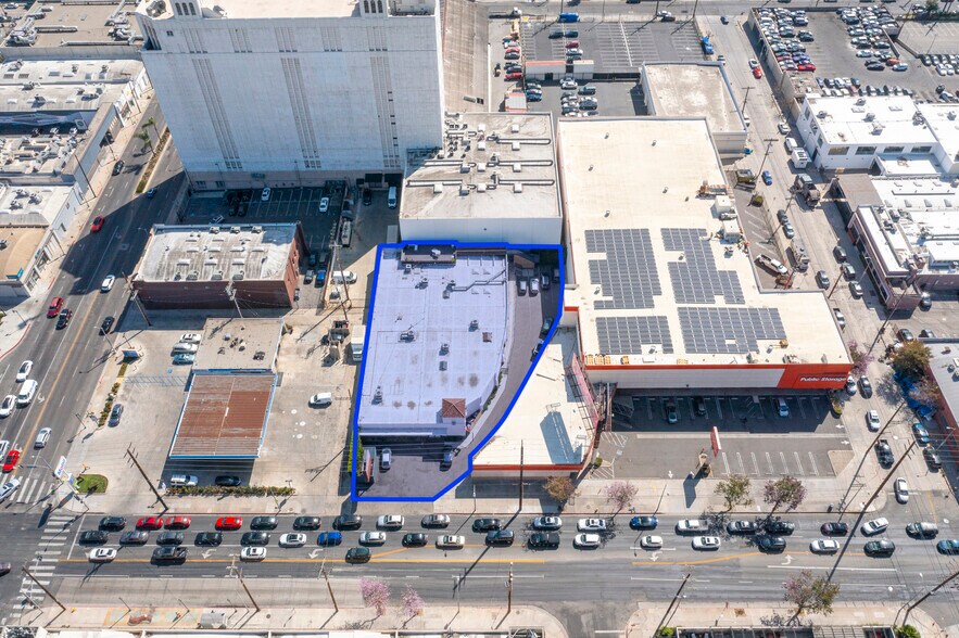 More Photos Of 6820-6830 Santa Monica Blvd, Los Angeles Storefront Retail Office For Sale