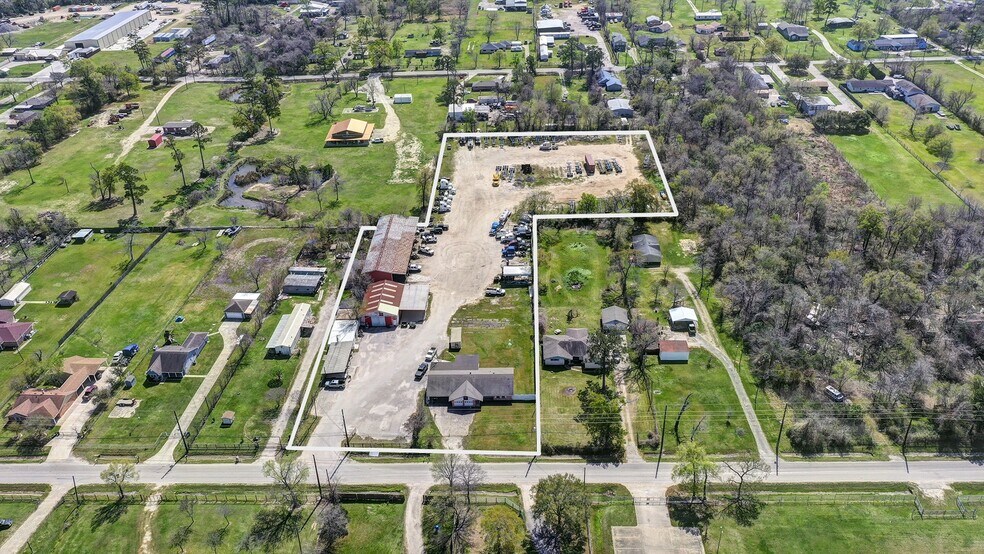 More Photos Of 16636 Bear Bayou Dr, Channelview Warehouse For Sale