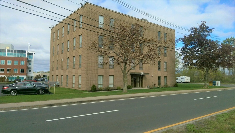 More Photos Of 36 Commerce Way, Woburn Office For Lease