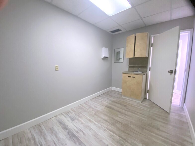 More Photos Of 1500 SE Magnolia Ext, Ocala Medical For Lease