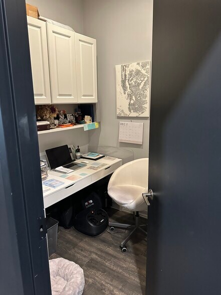 More Photos Of 3 E Palisade Ave, Englewood General Retail For Lease