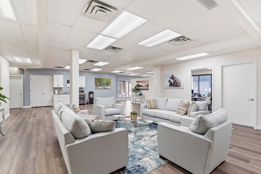 More Photos Of 1480 E Ridgeline Dr, Ogden Office For Sale