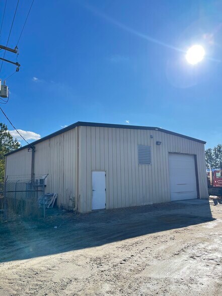 More Photos Of 2103 Pine Forest Dr, Colonial Heights Unknown For Sale