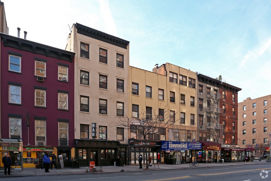 More Photos Of 362 W 23rd St, New York Apartments For Lease