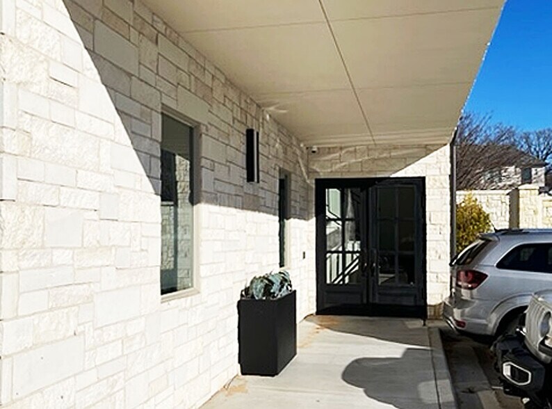 More Photos Of 11912 S Norwood Ave, Tulsa Medical For Lease