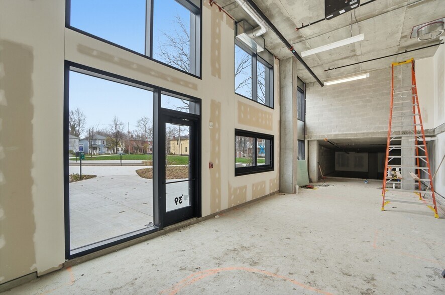 More Photos Of 39 E Hubbard Ave, Columbus Apartments For Lease