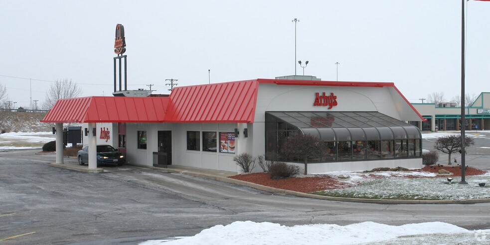 More Photos Of 1650-1694 Michigan St, Sidney Unknown For Lease