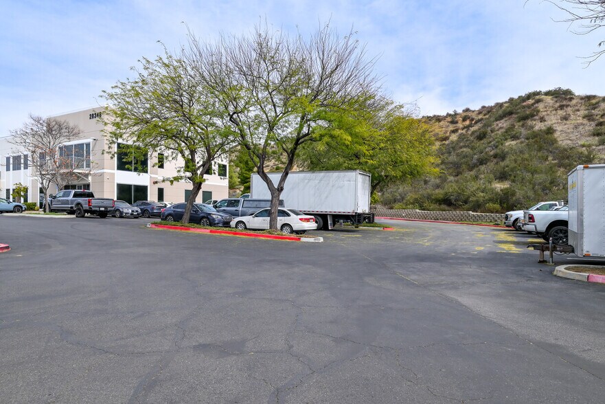 More Photos Of 28348 Constellation Rd, Valencia Warehouse For Sale