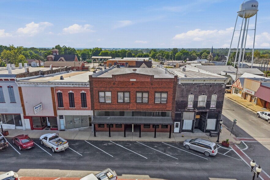 More Photos Of 204 S Broadway, Salisbury Specialty For Sale