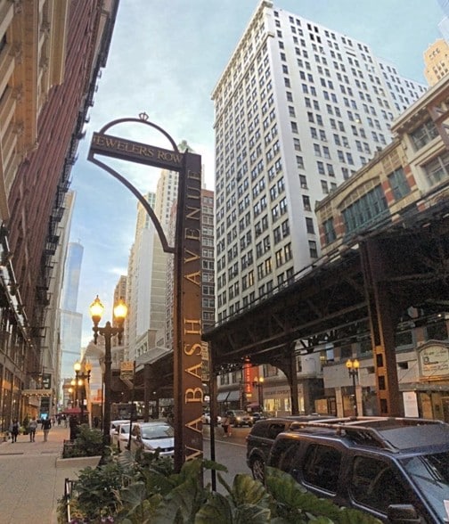 More Photos Of 5 S Wabash Ave, Chicago Office For Lease