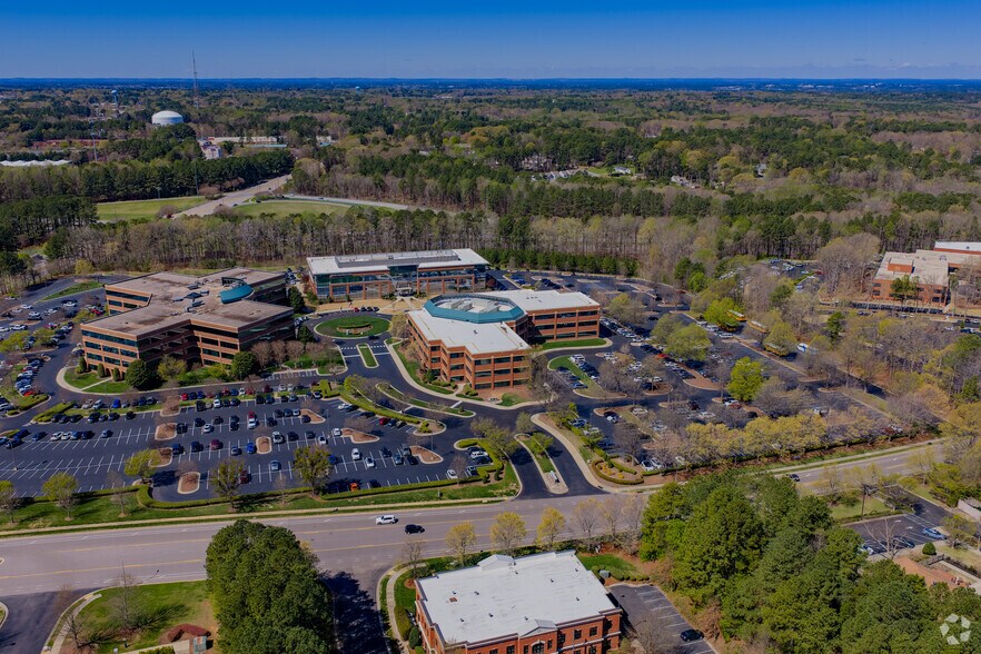 More Photos Of 801 Corporate Center Dr, Raleigh Office Residential For Lease