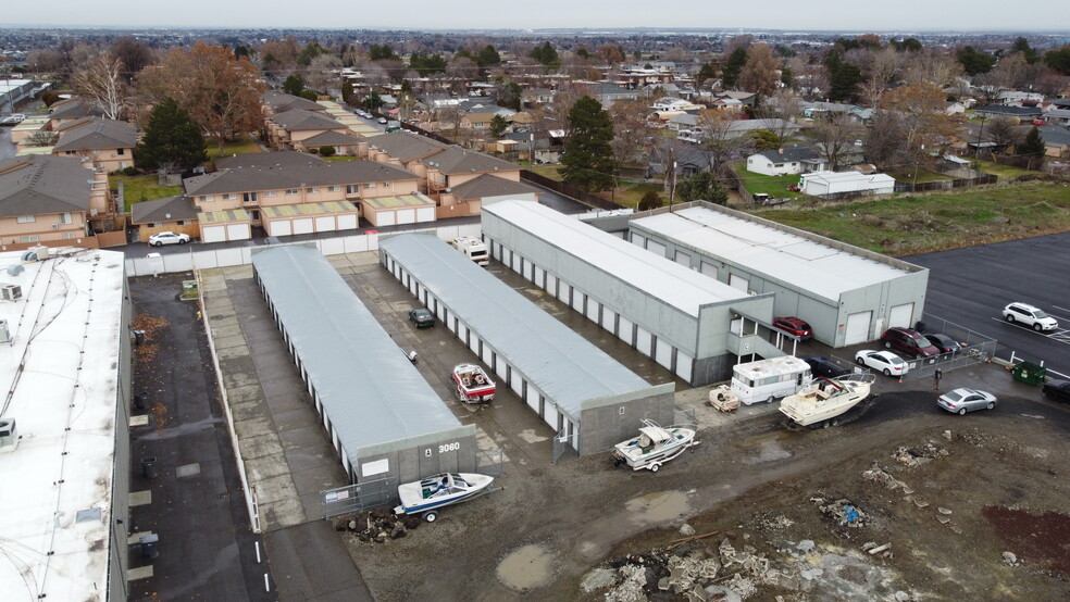 Primary Photo Of 3060 W Clearwater Ave, Kennewick Self Storage For Sale