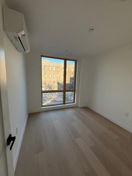 More Photos Of 3216 Glenwood Rd, Brooklyn Apartments For Sale