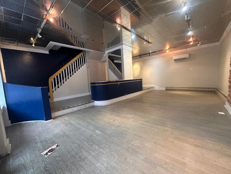 More Photos Of 234 Main St, Annapolis Storefront Retail Office For Lease