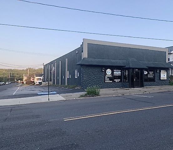 Primary Photo Of 800 Main St, Hellertown Freestanding For Lease