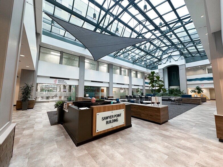 More Photos Of 720 E Pete Rose Way, Cincinnati Office For Lease