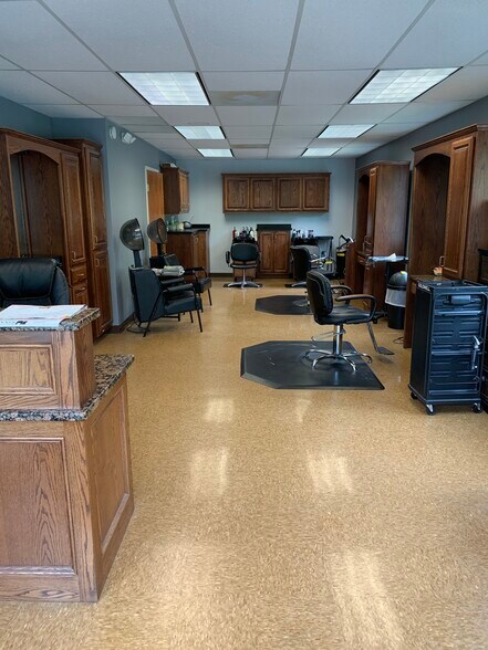 More Photos Of 730 Lenox Ave, Oneida Storefront Retail Office For Sale