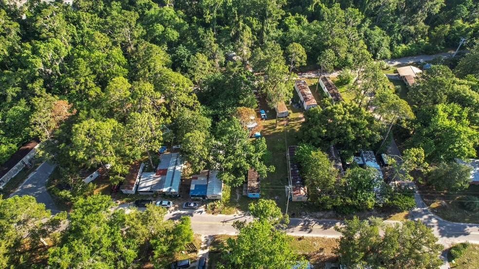More Photos Of 224 SE Davie Ct, Lake City Manufactured Housing Mobile Home Park For Sale