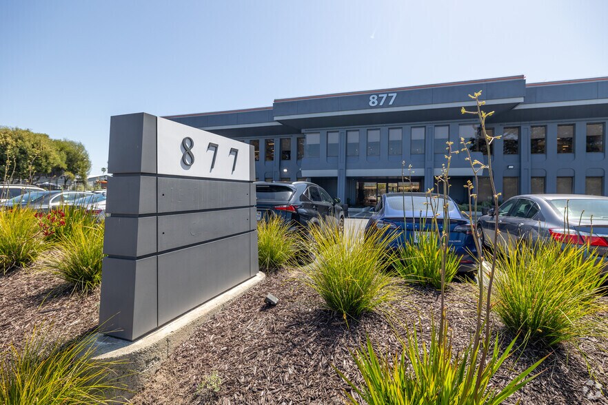 More Photos Of 877 Mahler Rd, Burlingame Office For Lease