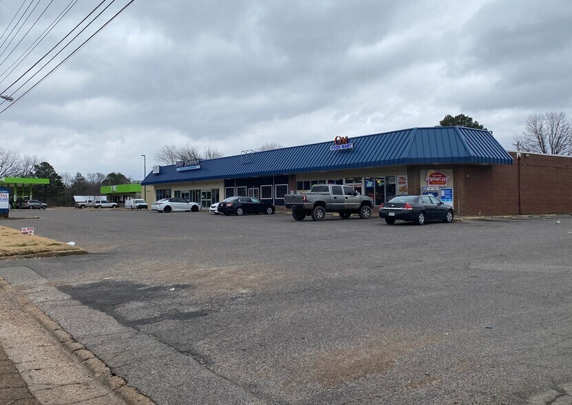 More Photos Of 6347-6359 E Navy Rd, Millington Freestanding For Sale