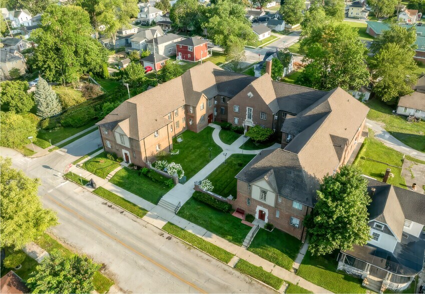 Primary Photo Of 718 W Mulberry St, Kokomo Apartments For Sale