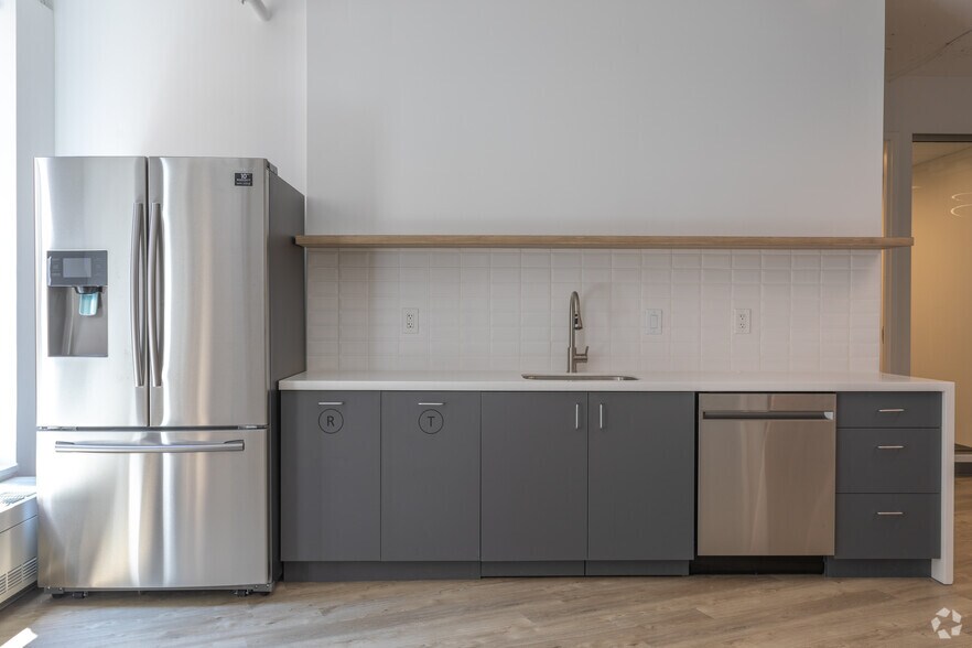 Photo of 10th Floor Ste 30