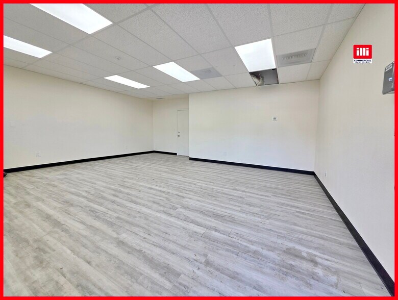 More Photos Of 13437-13447 Ventura Blvd, Sherman Oaks Storefront Retail Office For Lease