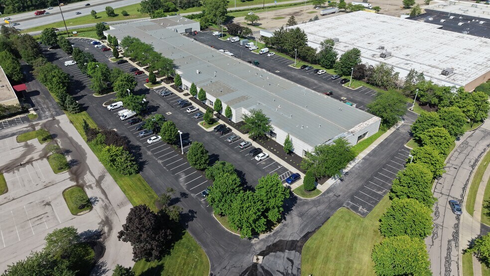 Primary Photo Of 975 Eastwind Dr, Westerville Light Distribution For Lease