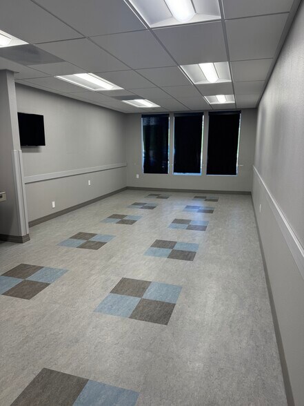 More Photos Of 435 Grand Ave, South San Francisco Office For Sale