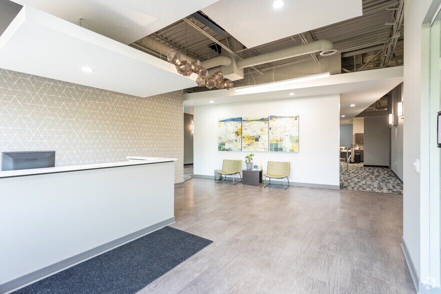 More Photos Of 2911 Eyde Pky, East Lansing Office For Lease